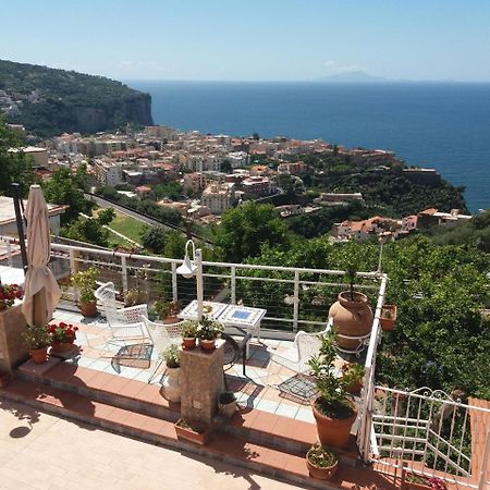 Garden On The Sea Bed and Breakfast Vico Equense Exteriör bild